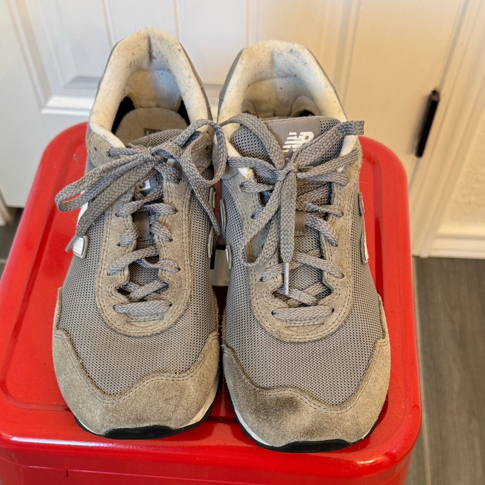 New Balance 515 Sneakers in Gray and White